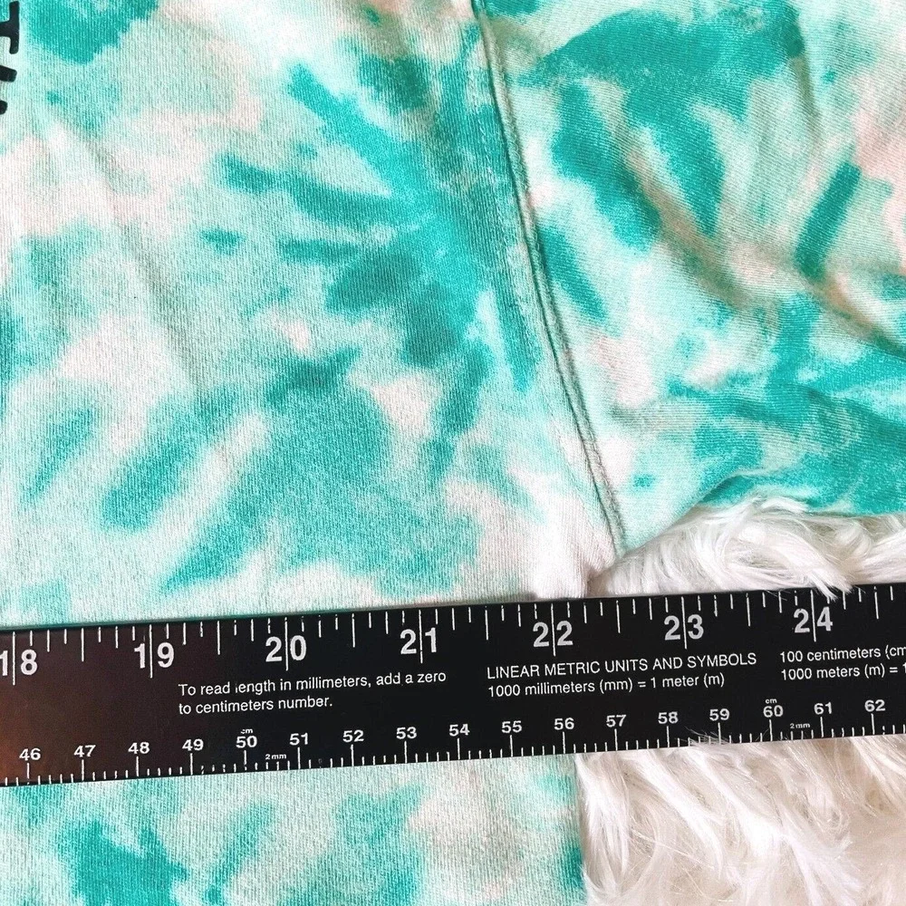 Star‎ Wars Womens Oversized Tie Dye Shirt Size M Yoda Graphic Tee Cotton Boxy - Picture 6 of 9